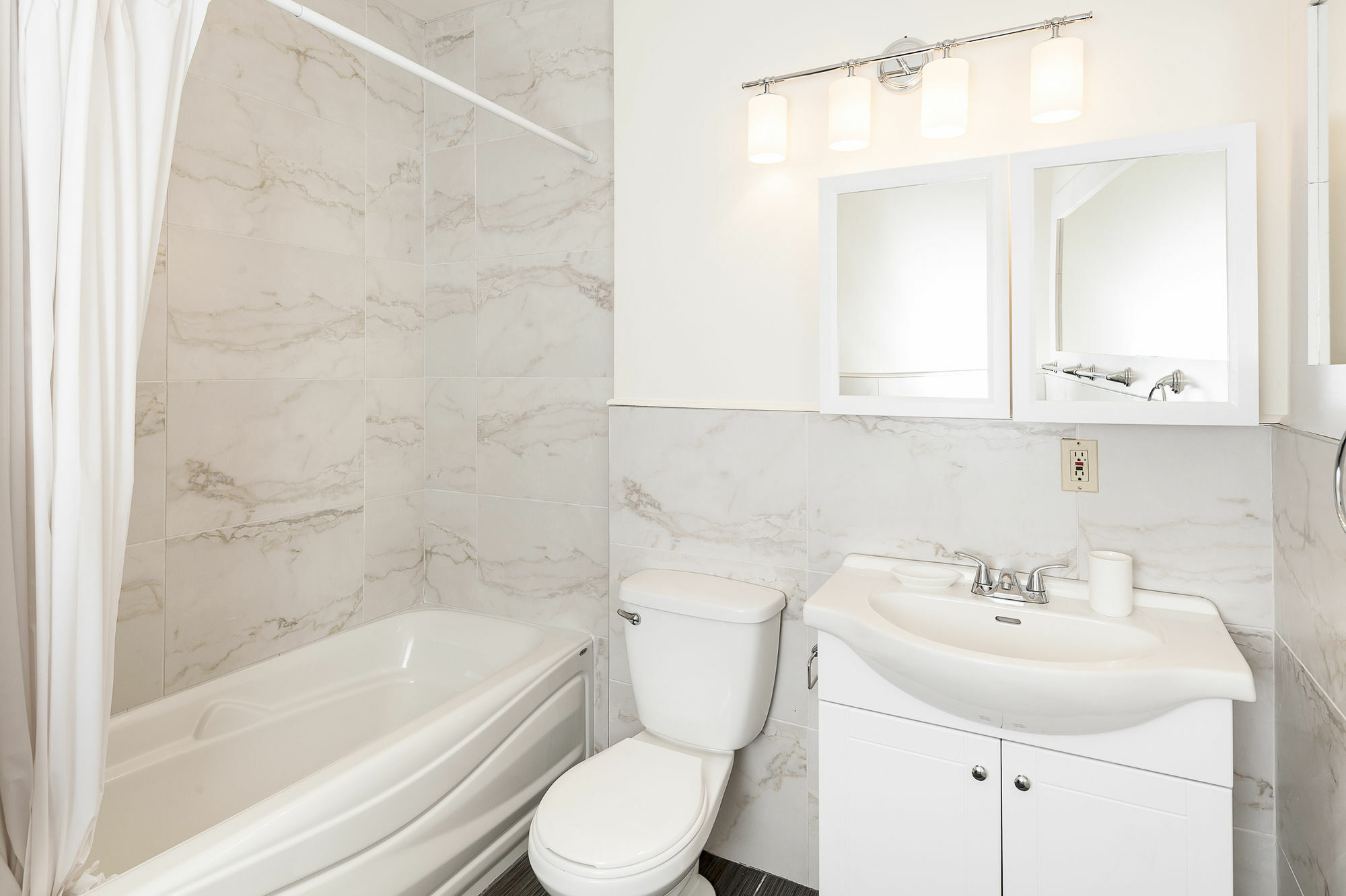 Stanley Court Apartments By Simplissimmo Montreal Ngoại thất bức ảnh